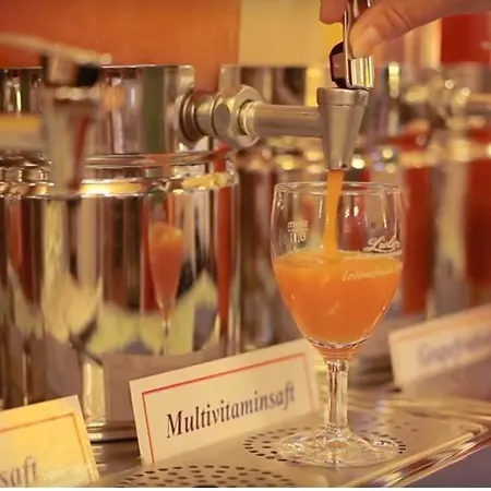 מלון Art-hotel Am Park באדנוויילר