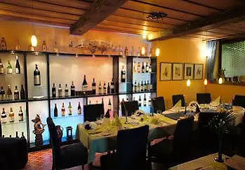 מלון Art-hotel Am Park 4*